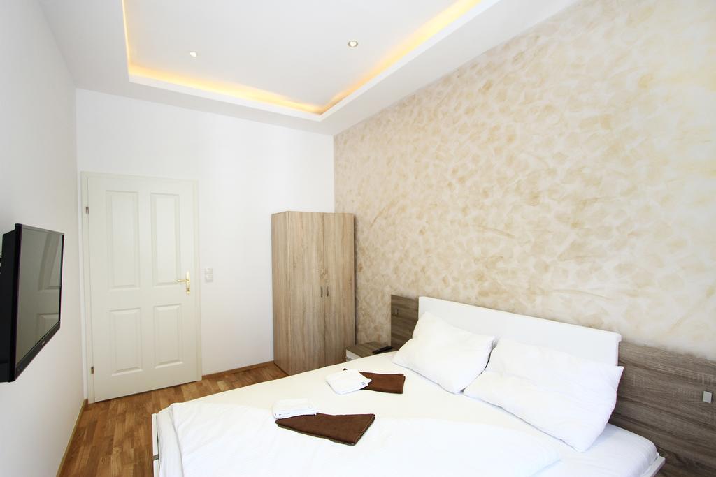 Aurellia Deluxe Apartments Wenen Kamer foto