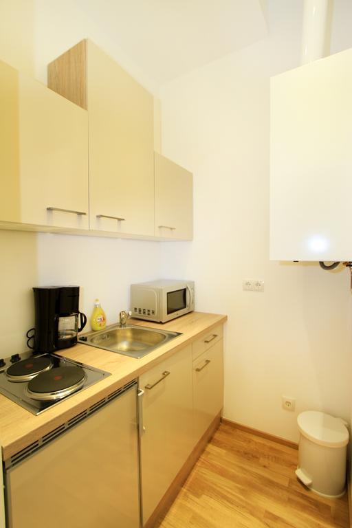 Aurellia Deluxe Apartments Wenen Kamer foto