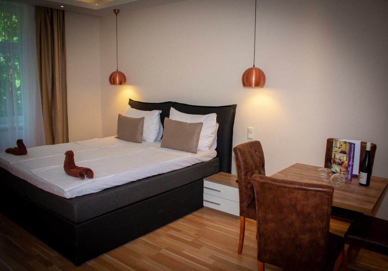Aurellia Deluxe Apartments Wenen Buitenkant foto